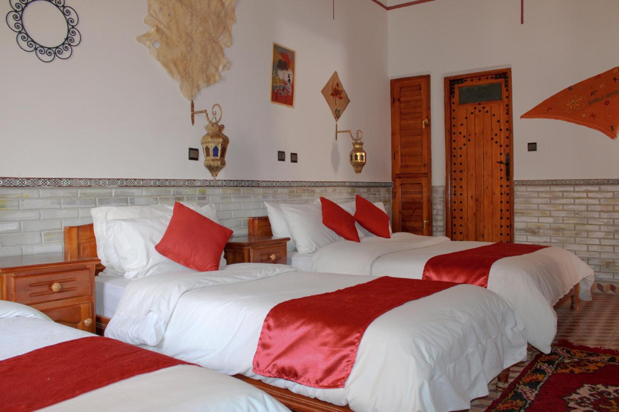 Bed and Breakfast Dar Essyaha Aït Ben Ali Exterior foto