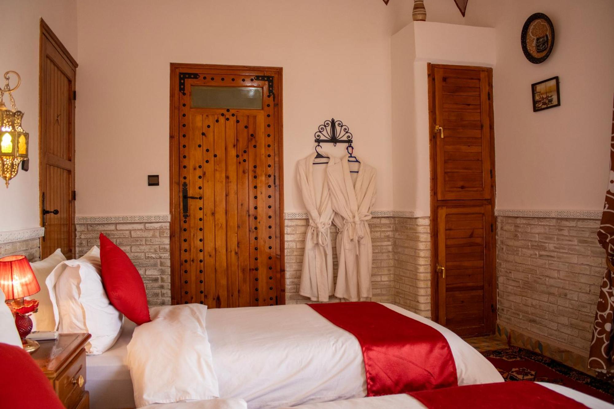 Bed and Breakfast Dar Essyaha Aït Ben Ali Exterior foto
